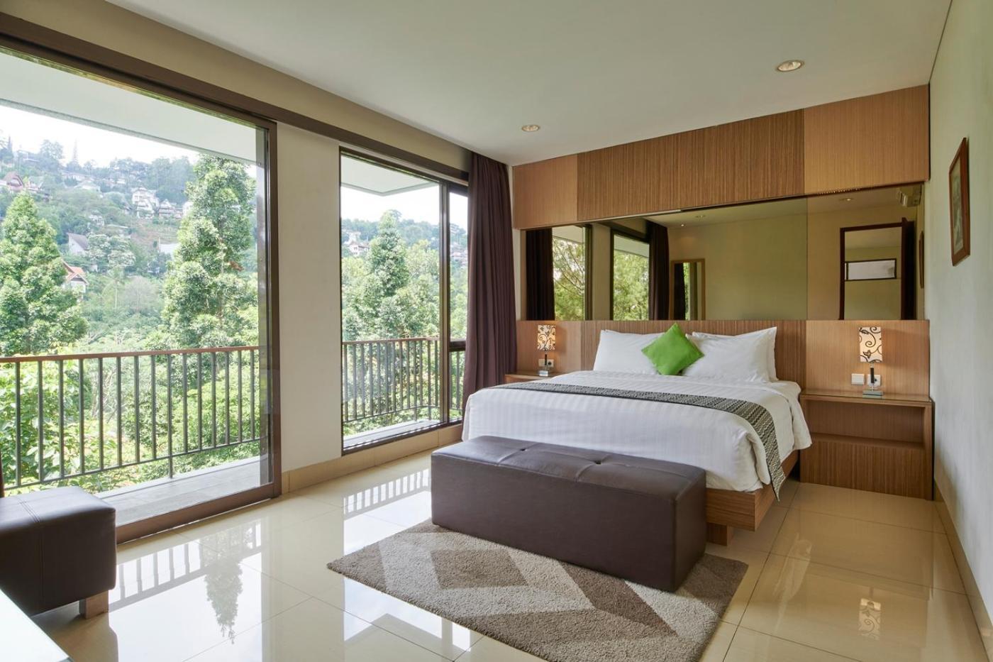 Tulip Hill View Villa 5 Bedrooms With A Private Swimming Pool 반둥 외부 사진