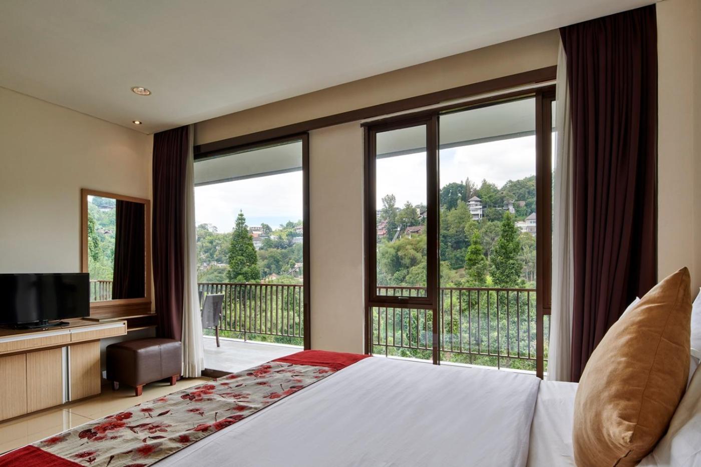 Tulip Hill View Villa 5 Bedrooms With A Private Swimming Pool 반둥 외부 사진